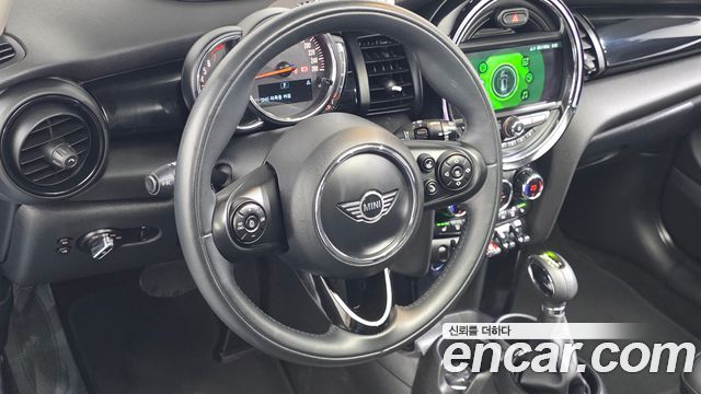 MINI Cooper HIGH Third Generation 2019 — фото 13