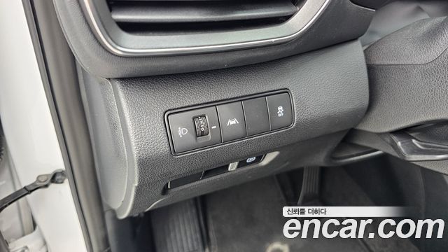 Hyundai Santa Fe Diesel 2.2 2WD Premium 2021 — фото 18