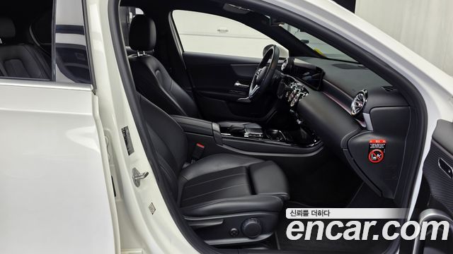 Mercedes-Benz A-Class (W177) A220 Hatchback 2021 — фото 11