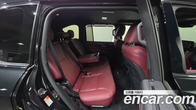 Lexus LX (IV) 700h Luxury 2025 — фото 17