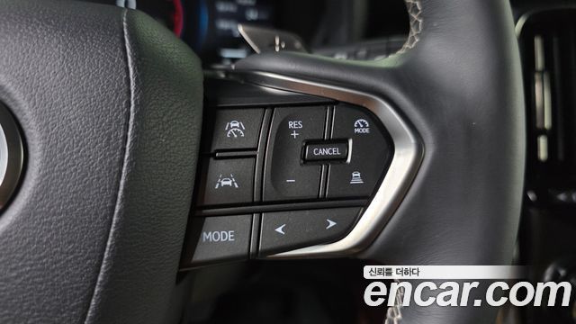 Lexus LX (IV) 700h Luxury 2025 — фото 28