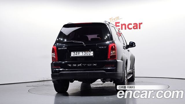KG Mobility (SsangYong) Rexton W 2.0 4WD RX7 Luxury 2013 — фото 4