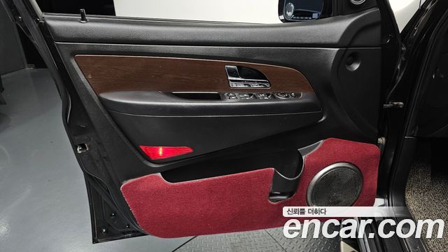 KG Mobility (SsangYong) Rexton W 2.0 4WD RX7 Luxury 2013 — фото 24