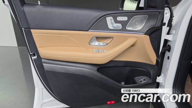 Mercedes-Benz GLS-Class (X167) GLS450 4MATIC 2025 — фото 24