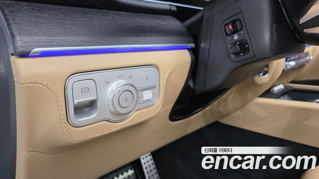 Mercedes-Benz GLS-Class (X167) GLS450 4MATIC 2025 — фото 36