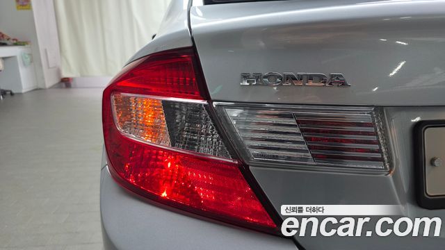 Honda Civic 1.8 EX 9th 2012 — фото 23
