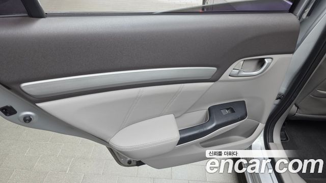 Honda Civic 1.8 EX 9th 2012 — фото 25