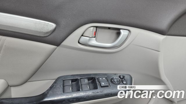 Honda Civic 1.8 EX 9th 2012 — фото 27