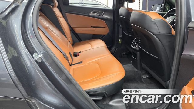 Kia Sportage (V) Diesel 2.0 2WD Nobleless 2023 — фото 11
