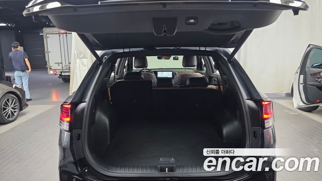 Kia Sportage (V) Diesel 2.0 2WD Nobleless 2023 — фото 20