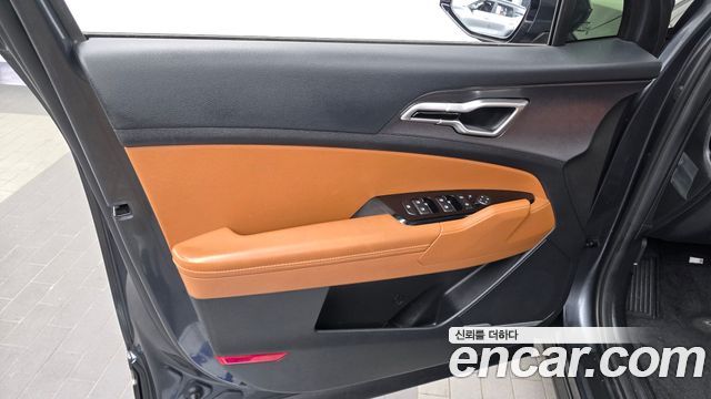 Kia Sportage (V) Diesel 2.0 2WD Nobleless 2023 — фото 24