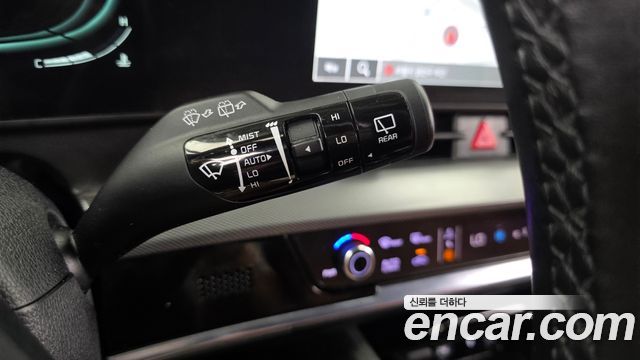 Kia Sportage (V) Diesel 2.0 2WD Nobleless 2023 — фото 29