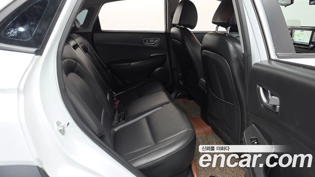 Hyundai Kona Electric Premium 2019 — фото 11