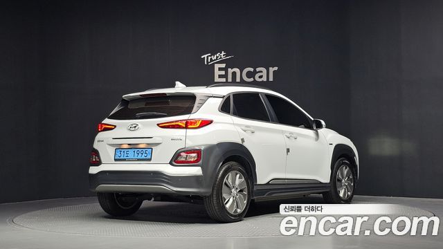 Hyundai Kona Electric Premium 2020 — фото 2