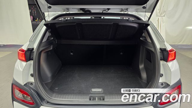 Hyundai Kona Electric Premium 2020 — фото 20