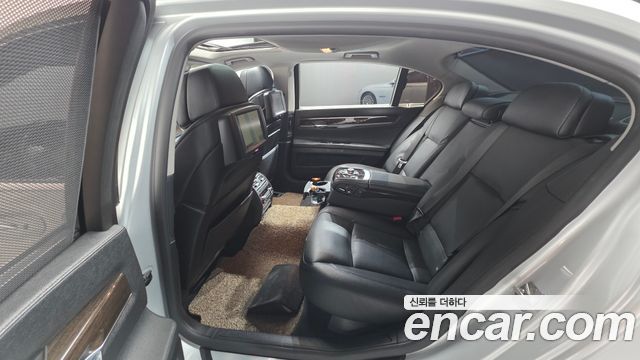 BMW 7 Series (F01) 730Ld 2012 — фото 16