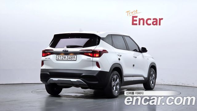 Kia Seltos Gasoline 1.6 Turbo 4WD Trendy 2022 — фото 2