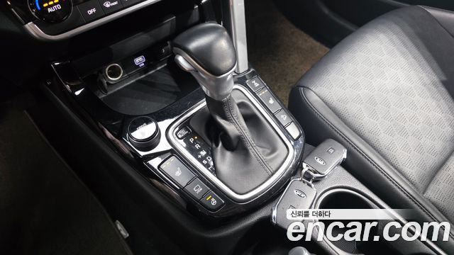 Kia Seltos Gasoline 1.6 Turbo 4WD Trendy 2022 — фото 9