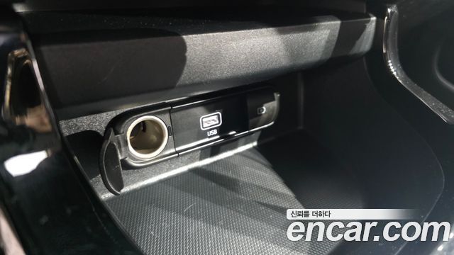 Kia Seltos Gasoline 1.6 Turbo 4WD Trendy 2022 — фото 13