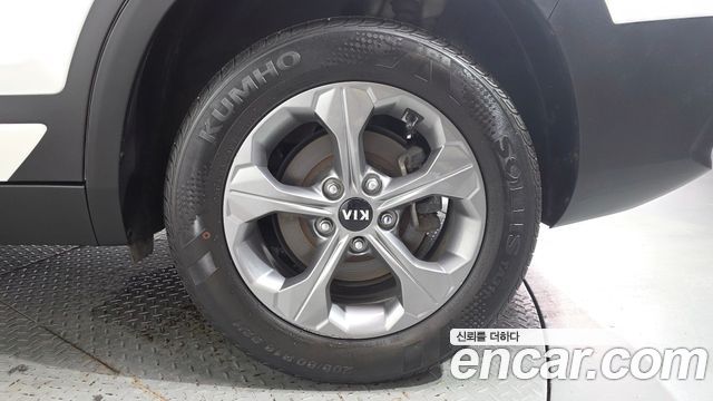 Kia Seltos Gasoline 1.6 Turbo 4WD Trendy 2022 — фото 21