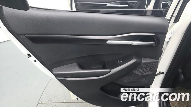 Kia Seltos Gasoline 1.6 Turbo 4WD Trendy 2022 — фото 25