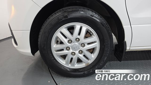 Hyundai Grand Starex Van 5-Seater Smart 2019 — фото 5