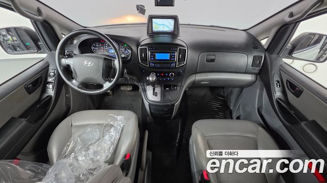Hyundai Grand Starex Van 5-Seater Smart 2019 — фото 7