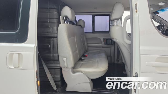 Hyundai Grand Starex Van 5-Seater Smart 2019 — фото 12