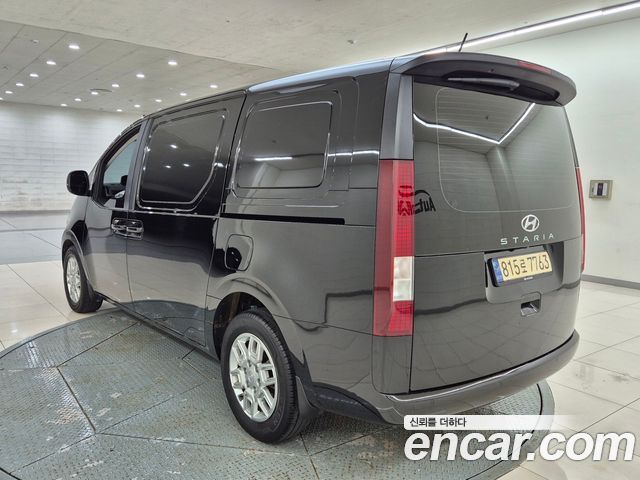 Hyundai Staria Cargo 3-Seater Modern 2023 — фото 4