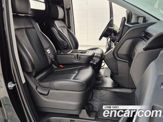 Hyundai Staria Cargo 3-Seater Modern 2023 — фото 18