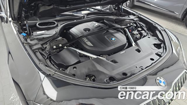 BMW 7 Series (G70) 740i sDrive Design Pure Excellence 2023 — фото 6
