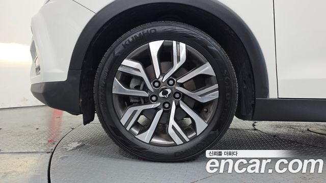 KG Mobility (SsangYong) Tivoli Armor Gear Plus 2WD 2019 — фото 5
