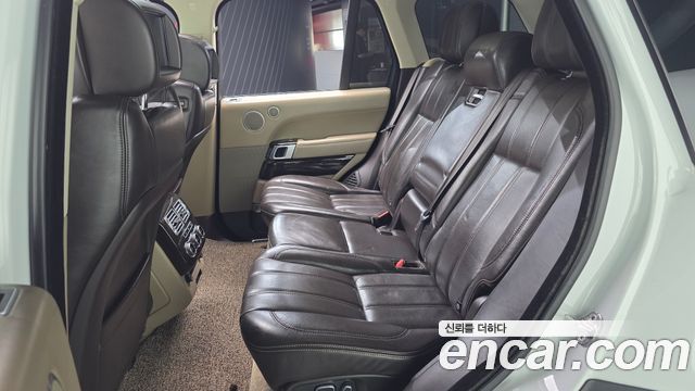 Land Rover Range Rover (IV) 4.4 SDV8 AB DIESEL 2015 — фото 15