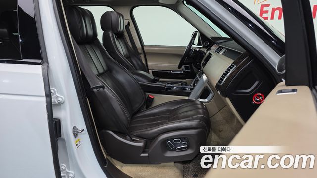 Land Rover Range Rover (IV) 4.4 SDV8 AB DIESEL 2015 — фото 16