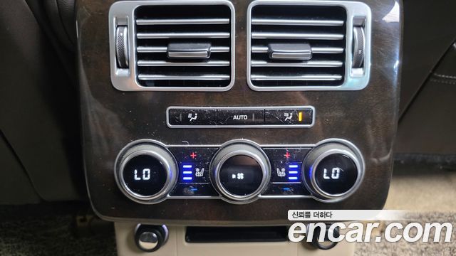 Land Rover Range Rover (IV) 4.4 SDV8 AB DIESEL 2015 — фото 23