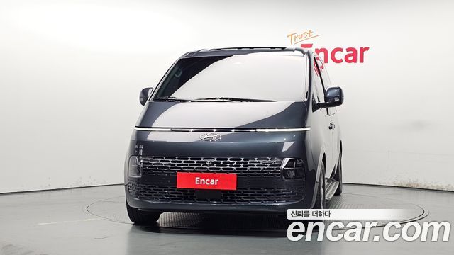 Hyundai Staria L3.5 Tourer 11-Seater Modern 2024 — фото 3