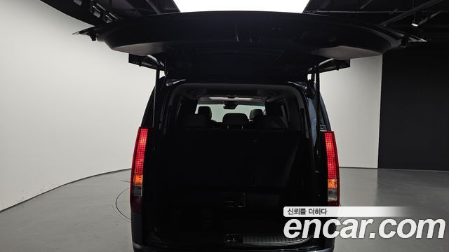 Hyundai Staria L3.5 Tourer 11-Seater Modern 2024 — фото 20