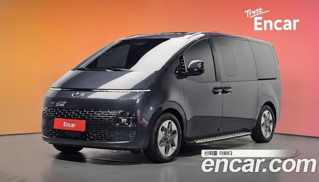 Hyundai Staria L3.5 Tourer 11-Seater Modern 2024 — фото 1