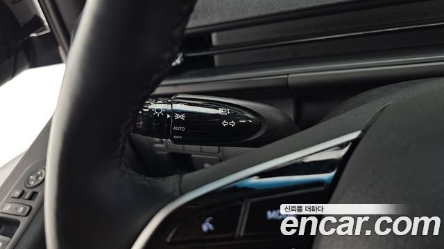 Hyundai Staria L3.5 Tourer 11-Seater Modern 2024 — фото 37
