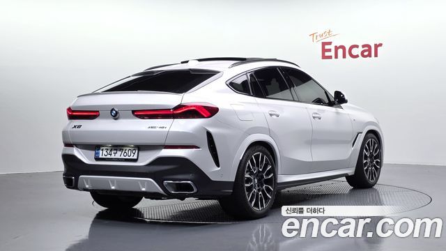 BMW X6 (G06) xDrive40i M Sport 2024 — фото 2