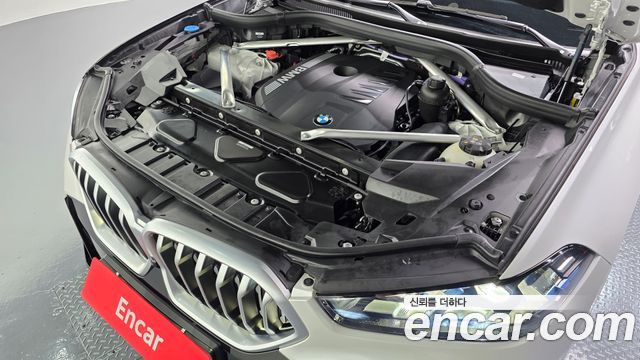 BMW X6 (G06) xDrive40i M Sport 2024 — фото 6