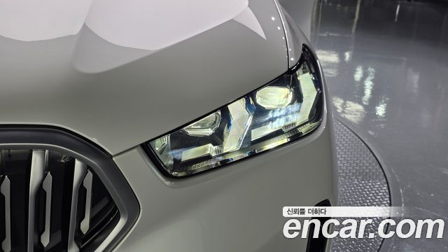BMW X6 (G06) xDrive40i M Sport 2024 — фото 22