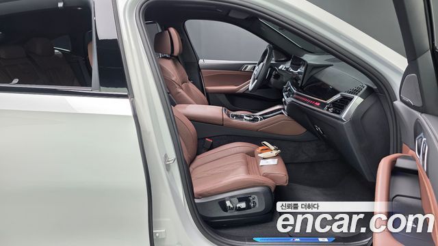 BMW X6 (G06) xDrive40i M Sport 2024 — фото 26
