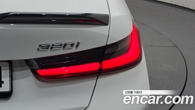 BMW 3 Series (G20) 320i M Sport 2024 — фото 23