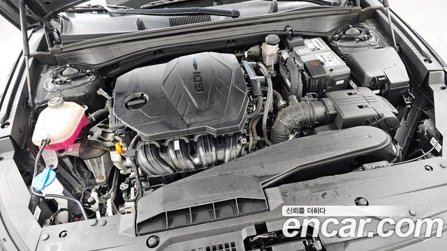 Kia K8 2.5 Gasoline 2WD Noblesse Light 2022 — фото 6