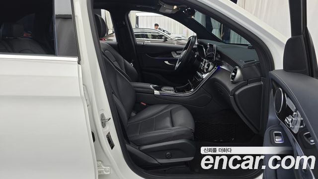 Mercedes-Benz GLC-Class (X253) GLC300 4MATIC 2020 — фото 11