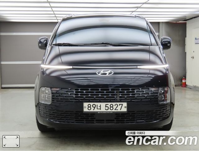 Hyundai Staria Cargo 5-Seater Modern 2022 — фото 3