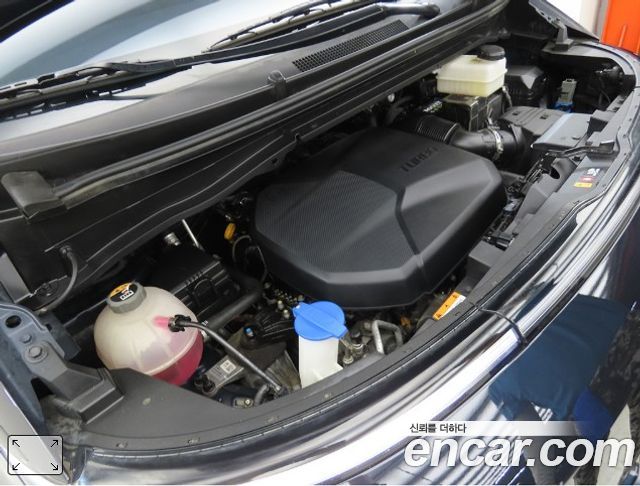 Hyundai Staria Cargo 5-Seater Modern 2022 — фото 6
