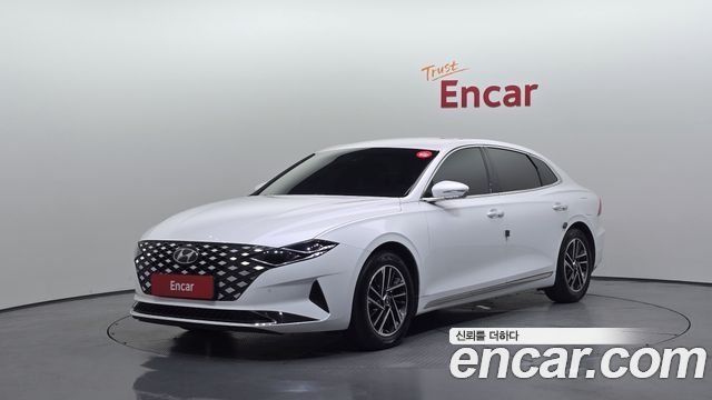 Hyundai Grandeur (IG) 3.0 LPi Rent Car Premium