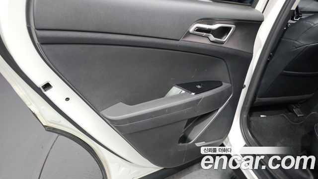 Kia Sportage (V) Gasoline 1.6 Turbo 2WD Trendy 2022 — фото 25